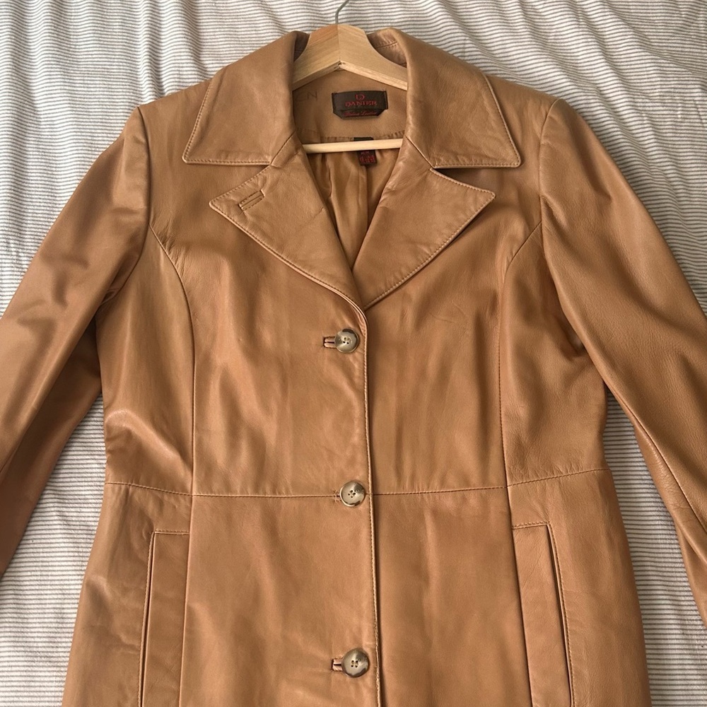 Danier Vintage Tan Leather Coat